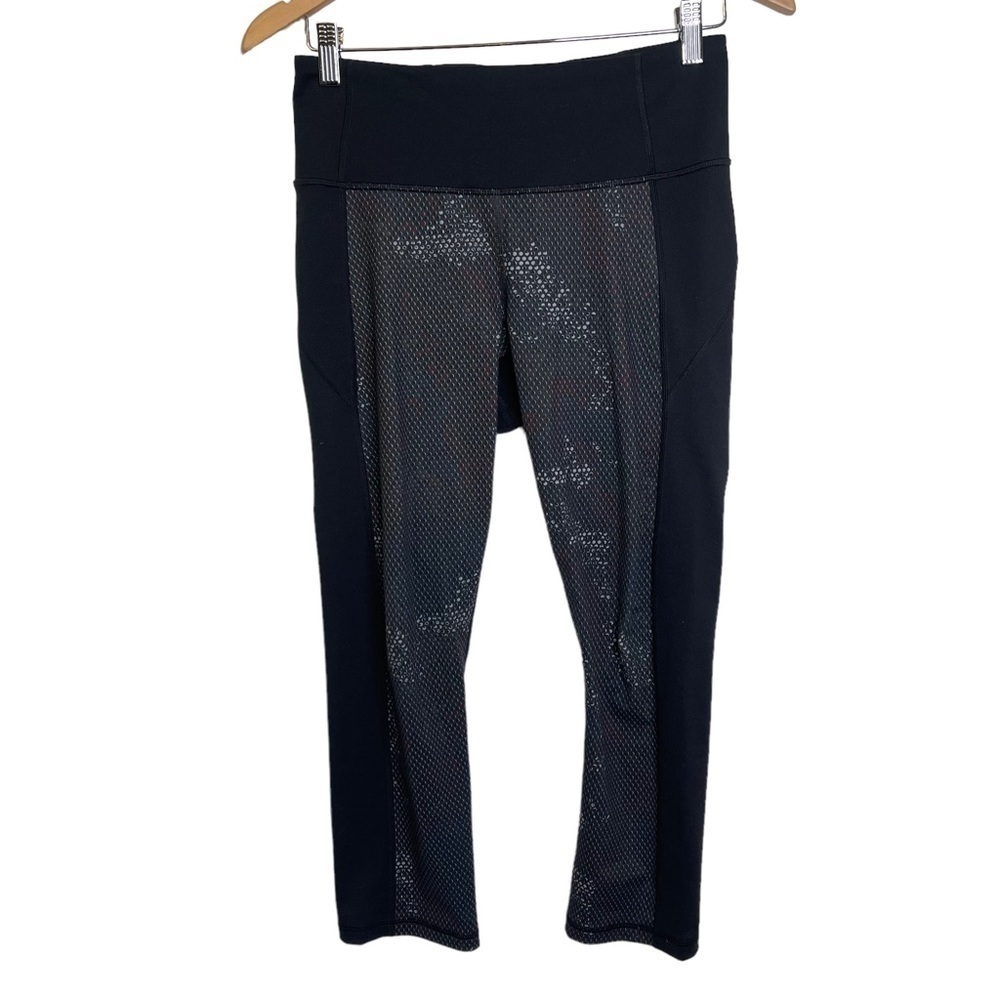 Under Armour Women’s Black Patterned Capri Stretch Yoga Activewear Pants…